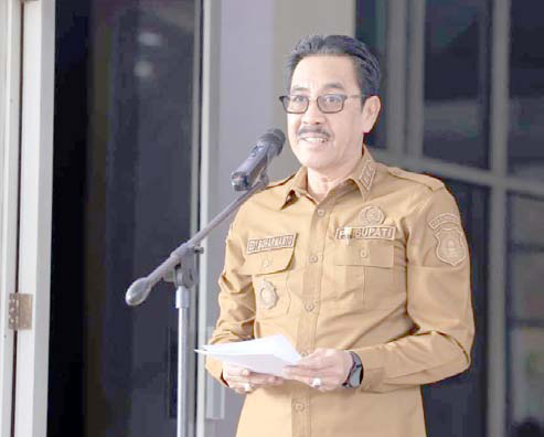 Pj Bupati Bombana, Drs. Edy Suharmanto. (IST)