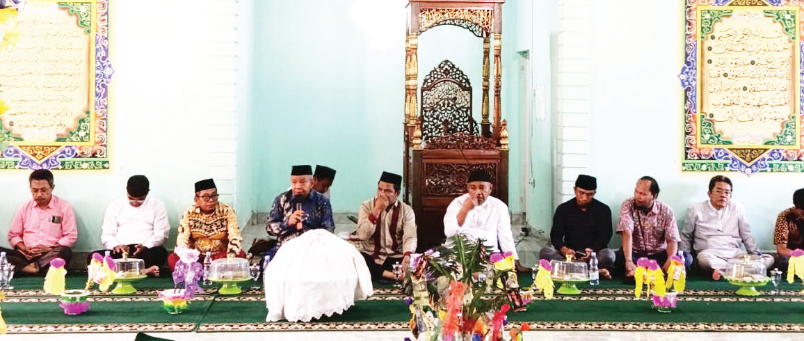 Suasana peringatan Maulid Nabi Muhammad shallallahu ‘alaihi wasallam di Unsultra. (HUMAS UNSULTRA FOR KENDARI POS)