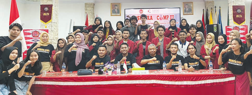 Foto bersama peserta Unsultra Camp III usai kegiatan. (HUMAS UNSULTRA FOR KENDARI POS)