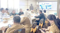 PELAYANAN KESEHATAN : Rapat koordinasi terkait perencanaan pembangunan RSUD Koltim standar tipe C tahun 2025 mendatang yang dipimpin Sekab, Andi Muh. Iqbal Tongasa. (DINAS KOMINFO KABUPATEN KOLAKA TIMUR FOR KENDARI POS)