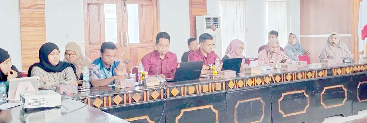 DATA PRESISI : Pendampingan penyusunan Raperda sistem pemerintahan daerah berbasis data desa/kelurahan presisi yang dilaksanakan Biro Hukum Setprov Sultra bekerja sama dengan Bagian Hukum Setkab Butur, melibatkan narasumber dari Kanwil Kementerian Hukum dan HAM RI Perwakilan Sulawesi Tenggara. (DINAS KOMINFO KABUPATEN BUTON UTARA FOR KENDARI POS)