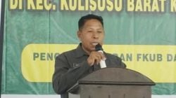 DINAS KOMINFO KABUPATEN BUTON UTARA FOR KENDARI POS MERAWAT KEMAJEMUKAN : Wakil Bupati Butur, Ahali, ketika menghadiri pencanangan kecamatan sadar kerukunan di otoritanya yang digagas FKUB Provinsi Sulawesi Tenggara.