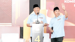 Calon Wali Kota Kendari, Aksan Jaya Putra (AJP) bersama wakilnya Andi Sulolipu (ASLI) saat tampil dalam debat kedua Pilwali Kendari.