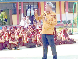 Siswa SMPN 20 Kendari Diedukasi Cegah Bullying