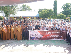 Road to School SMPN 20 Kendari : Menumbuhkan Budaya Literasi