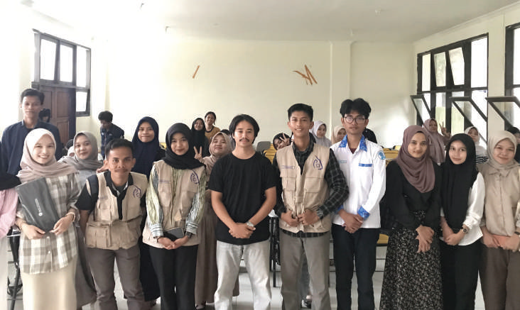 Foto Bersama Usai Kegiatan.