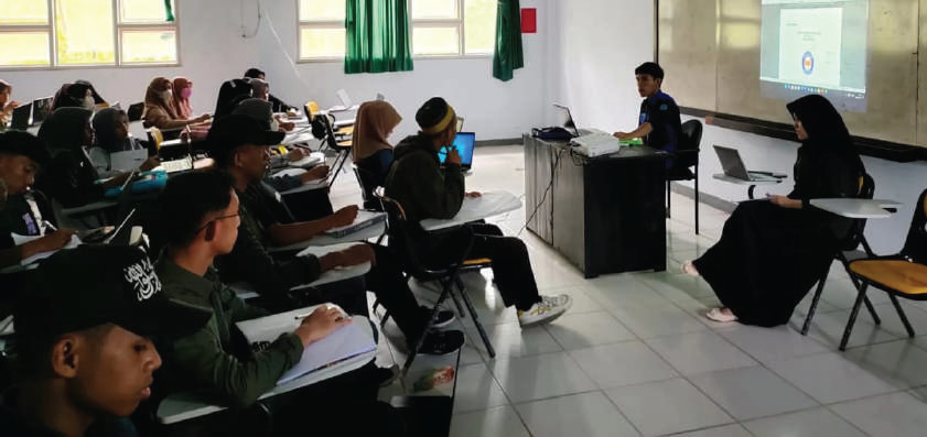 Ewin Endang Sahputri/Kendari Pos Suasana pembelajaran mahasiswa di FMIPA UHO.