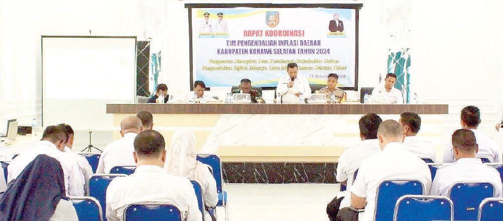 PROGRAM PRESIDEN : Rakor TPID tahun 2024 bersama stakeholder terkait di aula Rujab bupati Konsel untuk merumuskan langkah strategis dalam menjaga kestabilan ekonomi daerah.