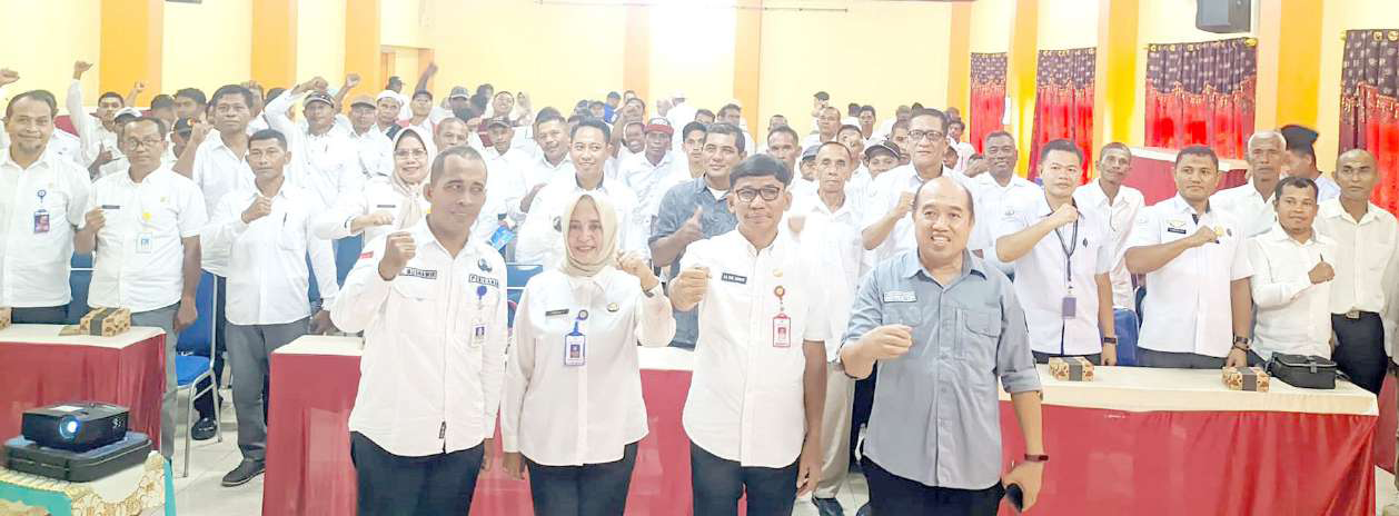 PERLINDUNGAN NELAYAN : Pj Sekretaris Kota (Sekot) Baubau, La Ode Aswad, ketika memberikan sambutan dalam kegiatan bimbingan teknis sertifikasi kecakapan nelayan bagi awak kapal perikanan.