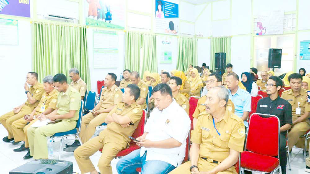 Sosialisasi pengkategorian informasi publik dalam rangka publikasi program kerja OPD yang dilaksanakan Pemkot Baubau, dibuka Pj Sekot, La Ode Aswad,