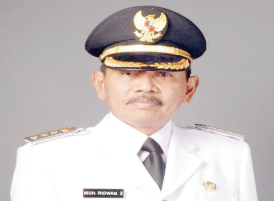 Bupati Butur, Dr. Muh. Ridwan Zakariah